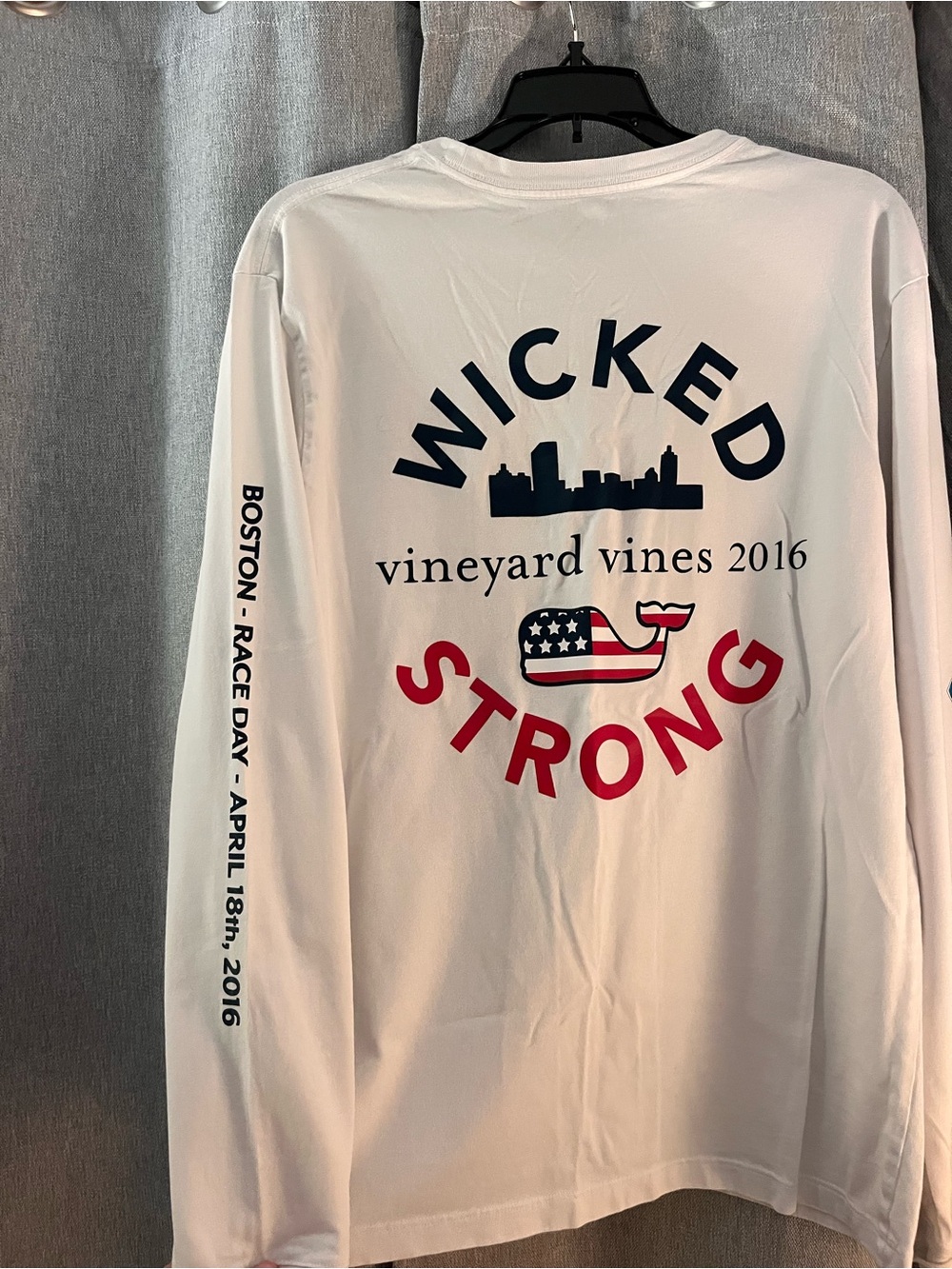 Vineyard Vines White Long-Sleeve 'Wicked Strong' Graphic Tee